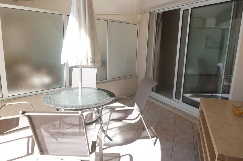 Stunning 2 Bed, 2 Bath Apt On The Cannes Sea Front Has Swimming Pool And Is A Secure Modern Building 464 المظهر الخارجي الصورة