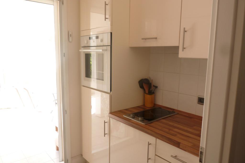 Stunning 2 Bed, 2 Bath Apt On The Cannes Sea Front Has Swimming Pool And Is A Secure Modern Building 464 المظهر الخارجي الصورة