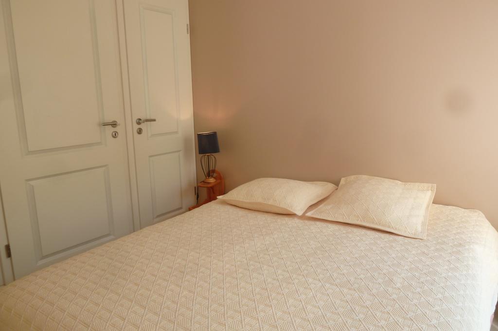 Stunning 2 Bed, 2 Bath Apt On The Cannes Sea Front Has Swimming Pool And Is A Secure Modern Building 464 المظهر الخارجي الصورة