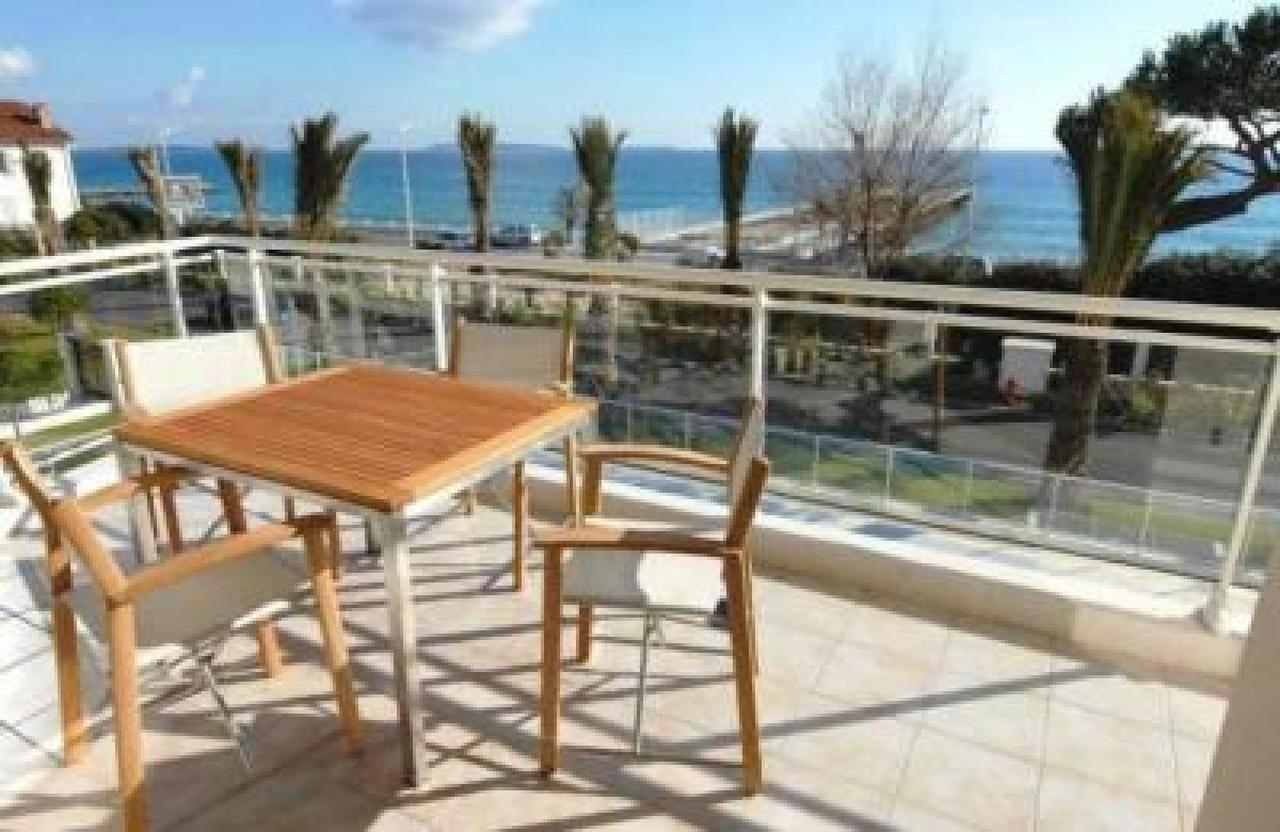Stunning 2 Bed, 2 Bath Apt On The Cannes Sea Front Has Swimming Pool And Is A Secure Modern Building 464 المظهر الخارجي الصورة