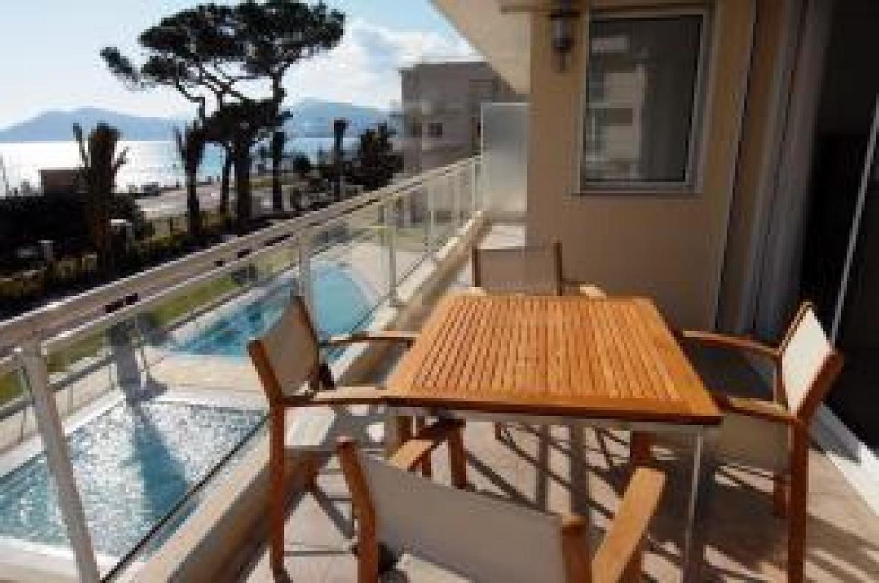 Stunning 2 Bed, 2 Bath Apt On The Cannes Sea Front Has Swimming Pool And Is A Secure Modern Building 464 المظهر الخارجي الصورة