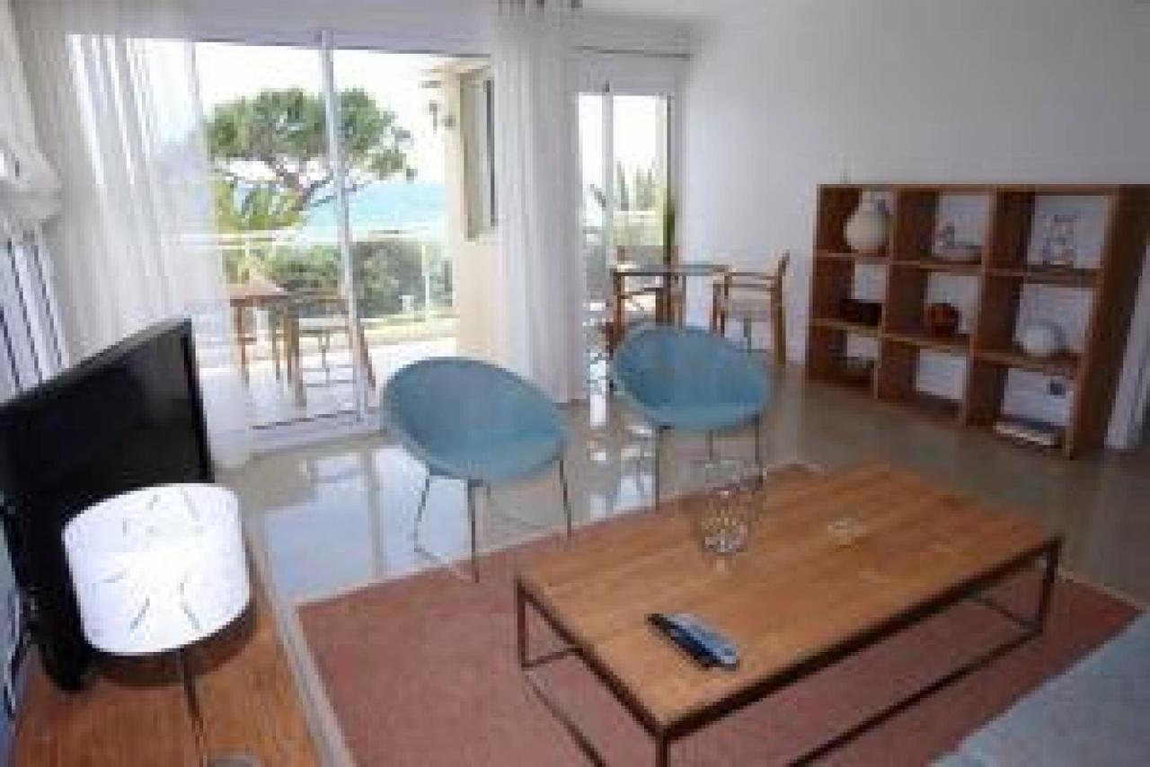 Stunning 2 Bed, 2 Bath Apt On The Cannes Sea Front Has Swimming Pool And Is A Secure Modern Building 464 المظهر الخارجي الصورة