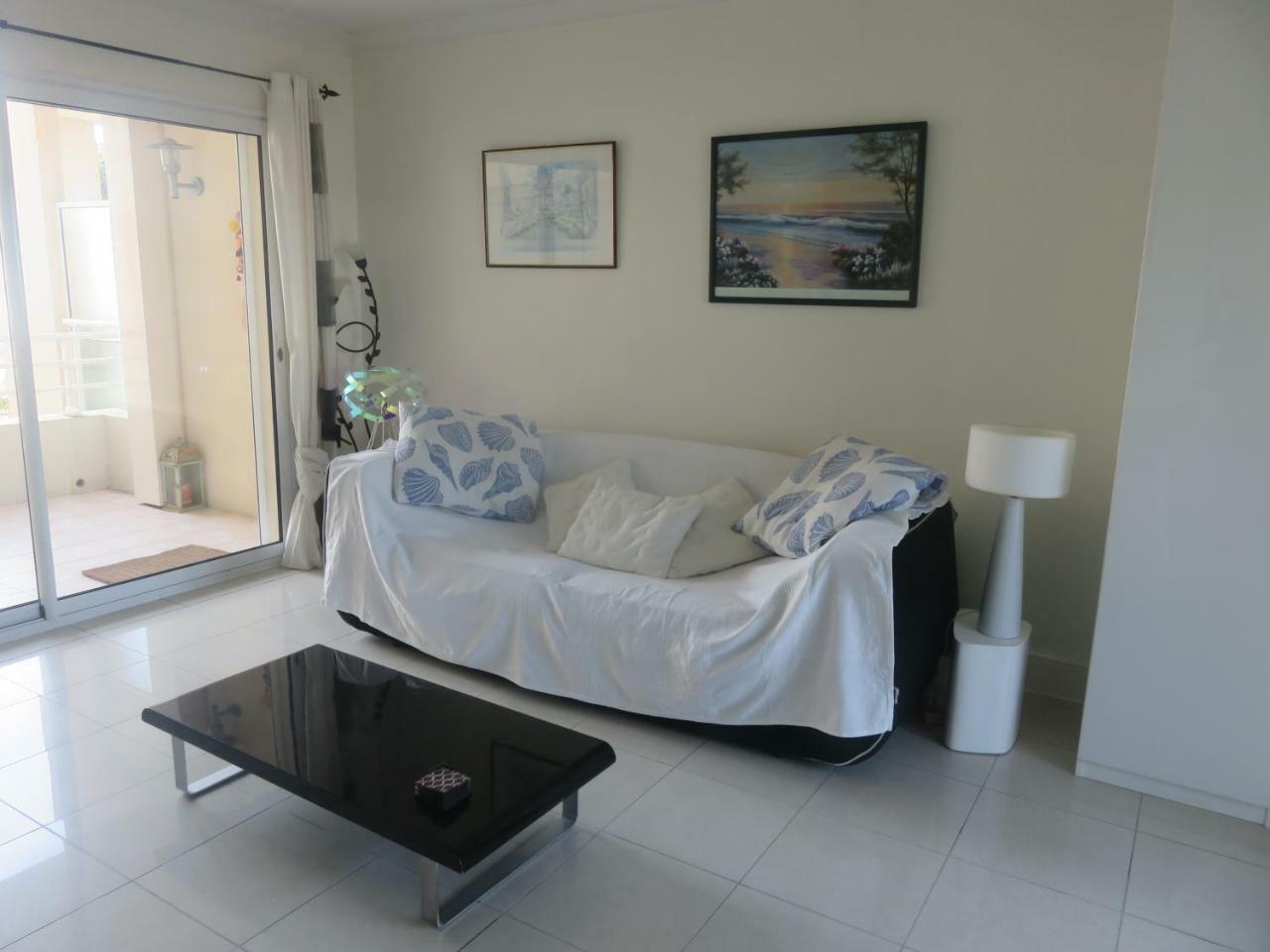 Stunning 2 Bed, 2 Bath Apt On The Cannes Sea Front Has Swimming Pool And Is A Secure Modern Building 464 المظهر الخارجي الصورة